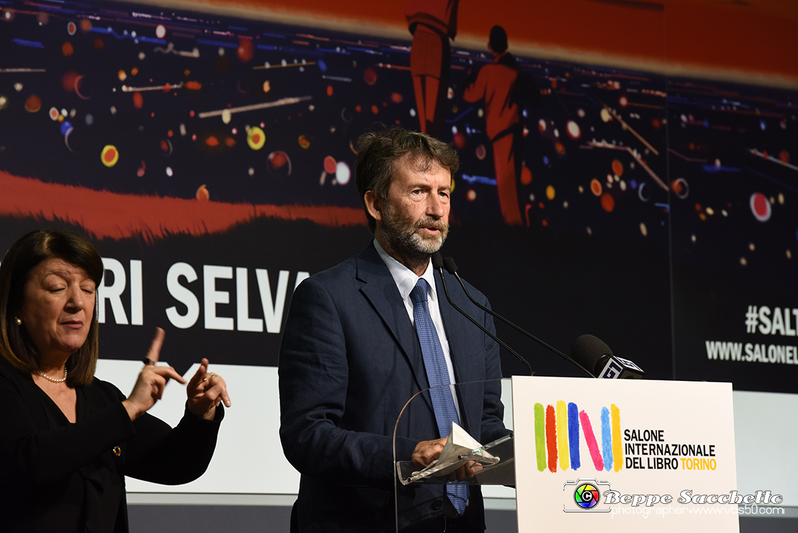 VBS_8633 - Salone del Libro 2022  XXXIV edizione - 19 Maggio 2022.jpg
